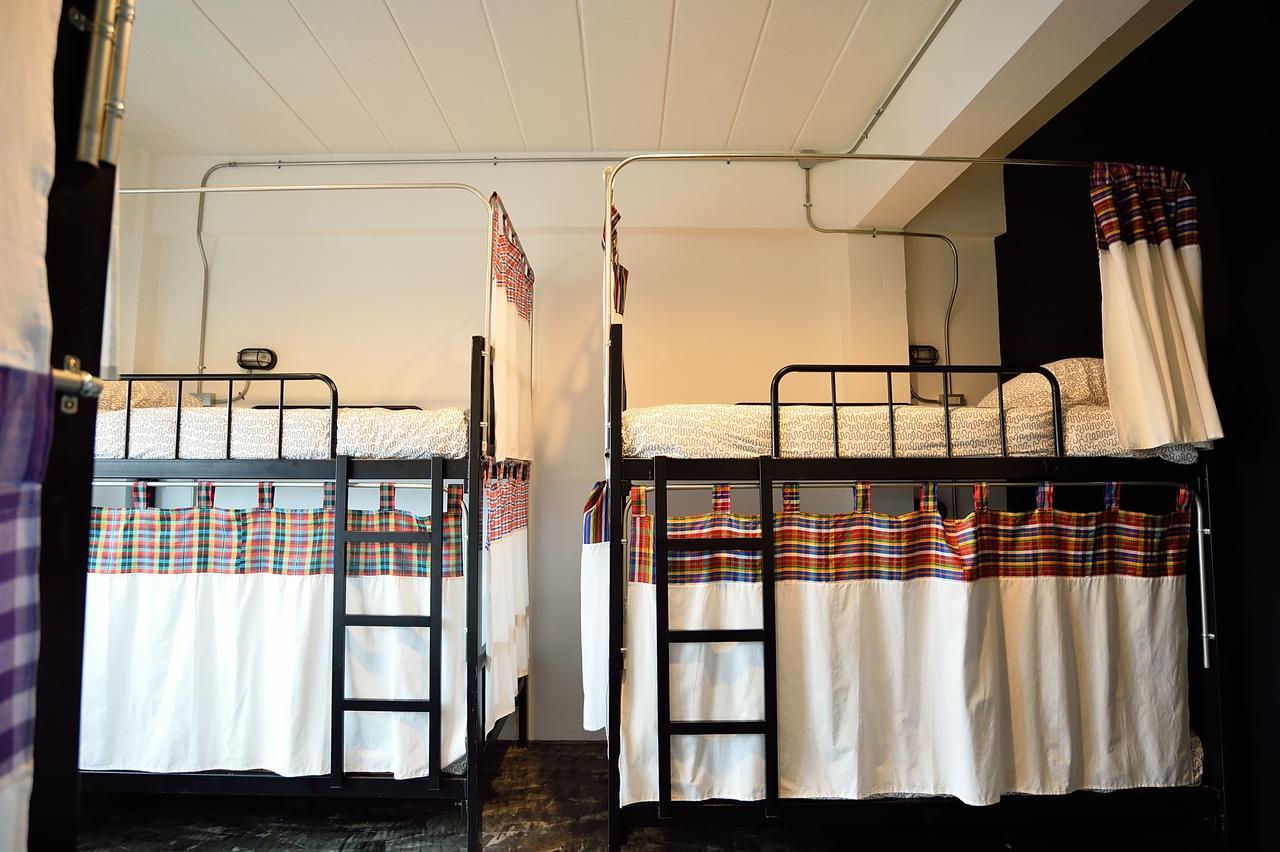 Allsum Hostel Phra Nakhon Si Ayutthaya Habitación foto